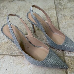 Beautiful shoes and comfy too!